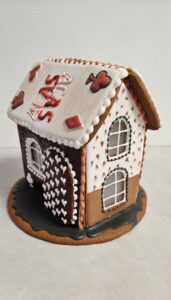 Maison en pain d'épices réalisée par une artisane de la CMA.